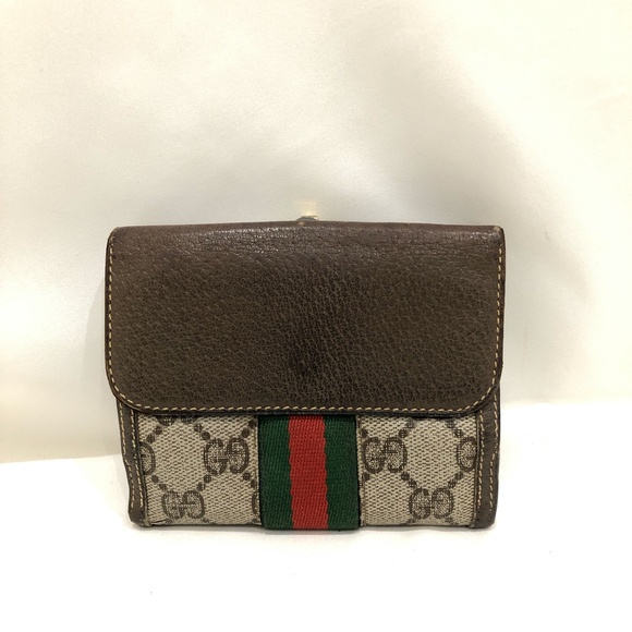 Gucci Brown GG Supreme Bifold Wallet Sku#84143 (gently used, corners tearing) - Picture 2 of 15